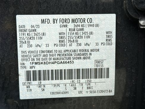 Used 2023 Ford Explorer XLT w/ Equipment Group 202A image 13