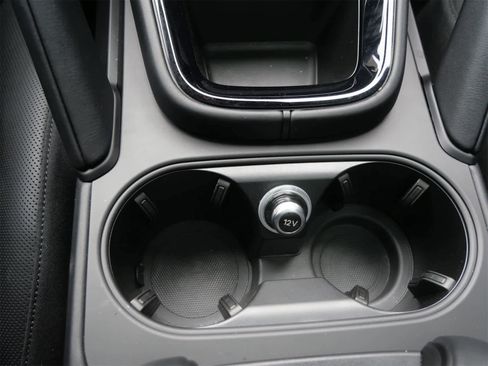 Certified 2026 Porsche Cayenne GTS image 19