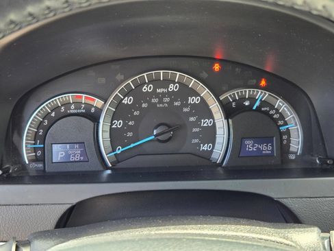 Used 2013 Toyota Camry SE w/ Convenience Pkg FWD image 38