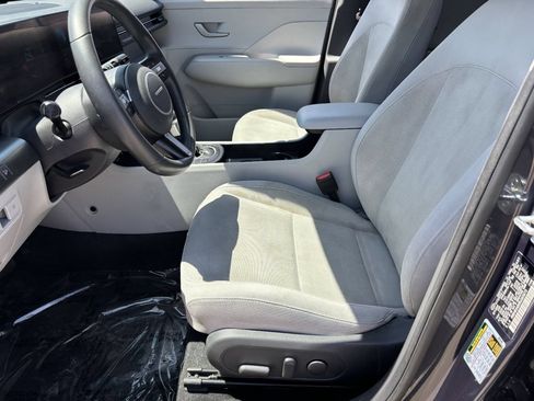 Used 2024 Hyundai Kona SEL FWD image 17