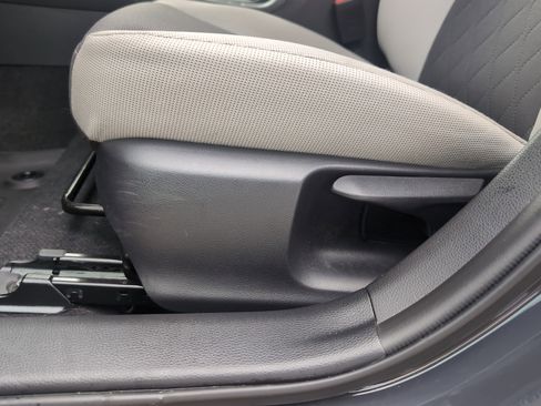 Certified 2024 Toyota Corolla LE FWD image 17