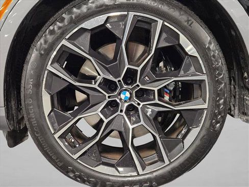 Certified 2024 BMW X7 xDrive40i w/ M Sport Package AWD/4WD image 23