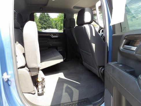 Certified 2024 Chevrolet Silverado 1500 LT AWD/4WD image 33
