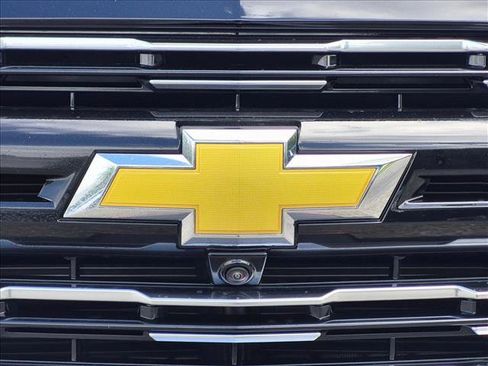 New 2026 Chevrolet Suburban High Country AWD/4WD image 17