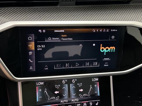 Used 2025 Audi RS 6 performance AWD/4WD image 28