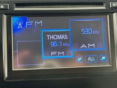 Used 2012 Toyota Camry LE image 25