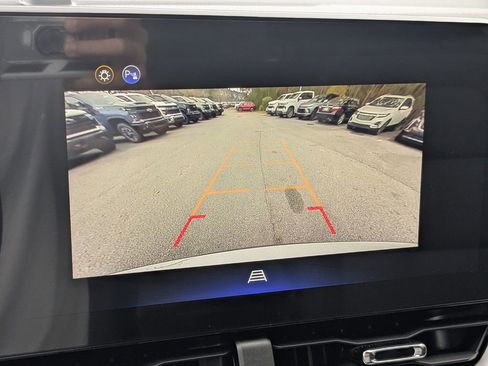 New 2026 Chevrolet Equinox LT w/ Convenience Package II image 23