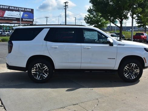 New 2026 Chevrolet Tahoe Z71 w/ Comfort Package AWD/4WD image 4