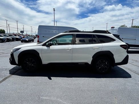 Used 2023 Subaru Outback Onyx Edition AWD/4WD image 4