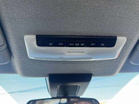 New 2025 Nissan Kicks Play S image 23