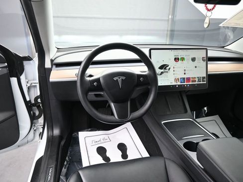 Used 2022 Tesla Model 3 Long Range AWD/4WD image 28