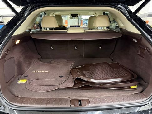 Used 2018 Lexus RX 350 AWD w/ Premium Package image 17