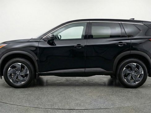 Used 2025 Nissan Rogue SV AWD/4WD image 5