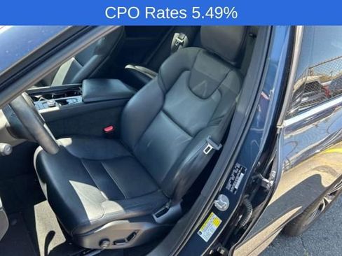 Used 2023 Volvo XC60 B5 Core AWD/4WD image 4
