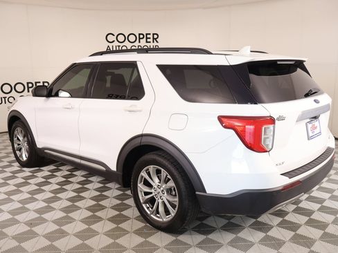 Used 2020 Ford Explorer XLT w/ Equipment Group 202A RWD image 23