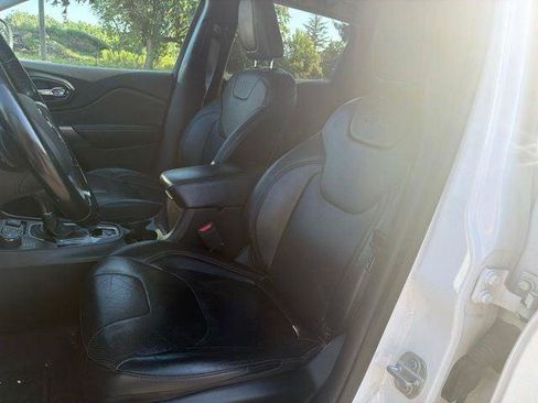 Certified 2020 Jeep Cherokee Limited AWD/4WD image 10