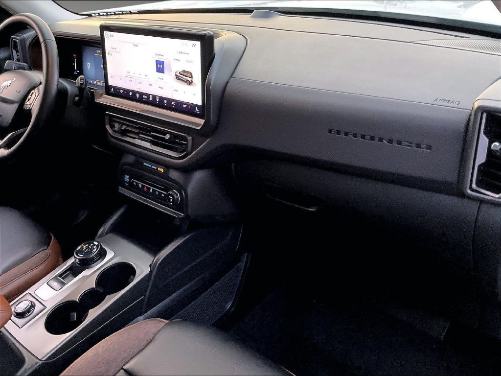 Used 2026 Ford Bronco Sport Outer Banks AWD/4WD image 14