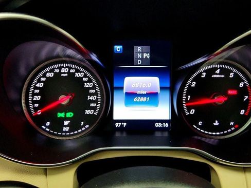Used 2018 Mercedes-Benz C 300 4MATIC Sedan image 14