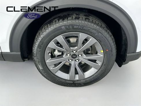 New 2026 Ford Explorer Active w/ Active Comfort Package image 34