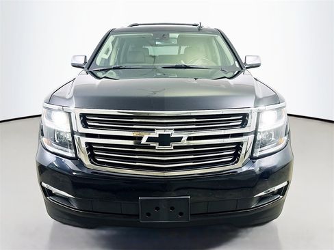 Used 2020 Chevrolet Tahoe Premier image 2