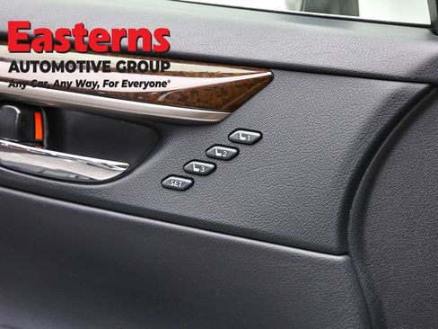Used 2015 Lexus ES 350 w/ Luxury Package FWD image 22