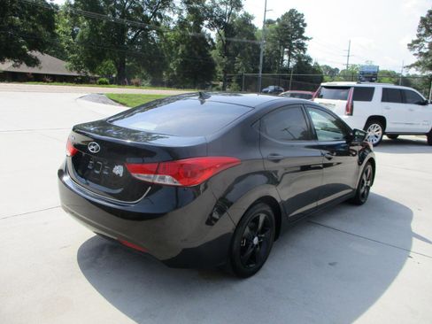 Used 2013 Hyundai Elantra GLS FWD image 10