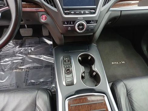 Used 2020 Acura MDX FWD image 12