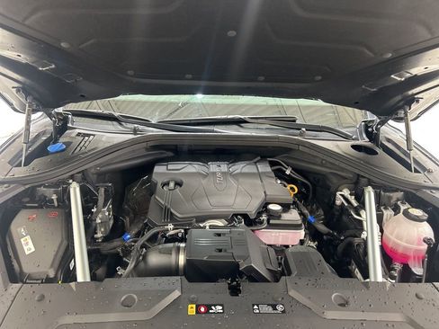 Used 2026 Genesis GV70 2.5T Advanced image 7