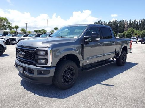 New 2025 Ford F250 Lariat w/ Lariat Ultimate Package image 4