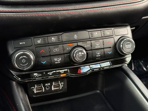 Certified 2024 Dodge Durango GT AWD/4WD image 34