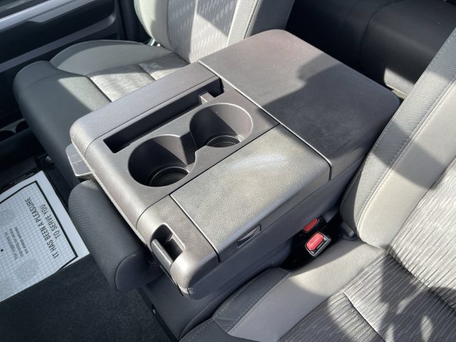 Certified 2018 Toyota Tundra SR5 AWD/4WD image 19