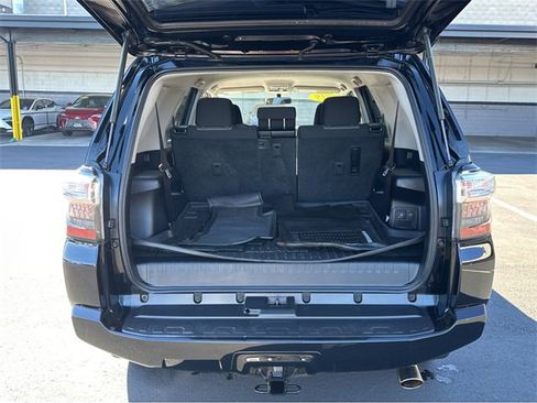 Used 2019 Toyota 4Runner SR5 image 17