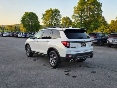 Used 2023 Honda Passport TrailSport image 6
