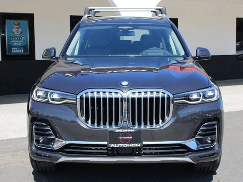 Used 2022 BMW X7 xDrive40i w/ Premium Package image 2