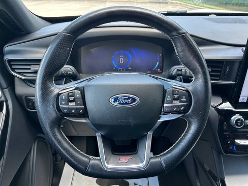 Used 2023 Ford Explorer ST w/ Equipment Group 401A AWD/4WD image 16
