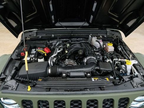 Used 2024 Jeep Wrangler Unlimited Sport AWD/4WD image 88