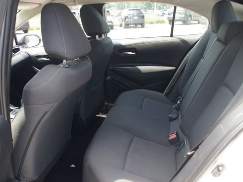 Used 2021 Toyota Corolla LE w/ Carpet Mat Package (TMS) FWD image 12