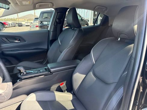 Used 2023 Toyota Prius XLE FWD image 14