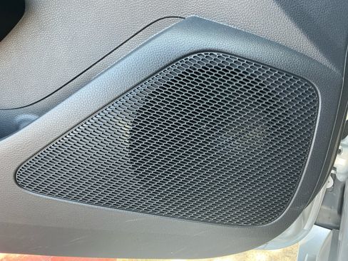 Used 2022 Toyota Corolla LE w/ Carpet Mat Package (TMS) FWD image 26