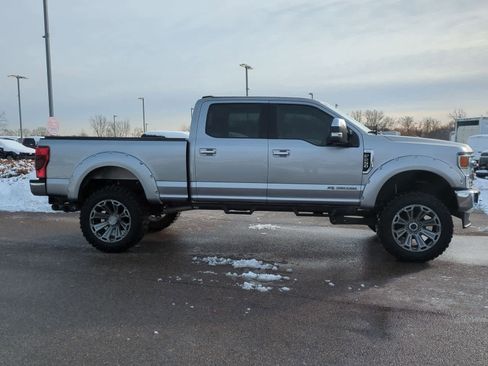 Used 2020 Ford F250 XLT w/ XLT Premium Package image 9