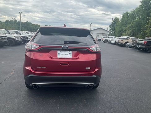 Used 2015 Ford Edge SEL w/ Equipment Group 201A FWD image 6
