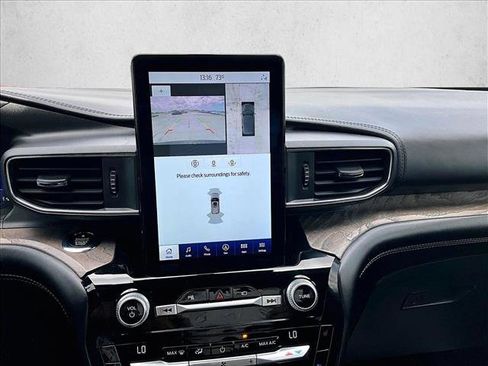 Used 2021 Ford Explorer Platinum w/ Equipment Group 601A image 23