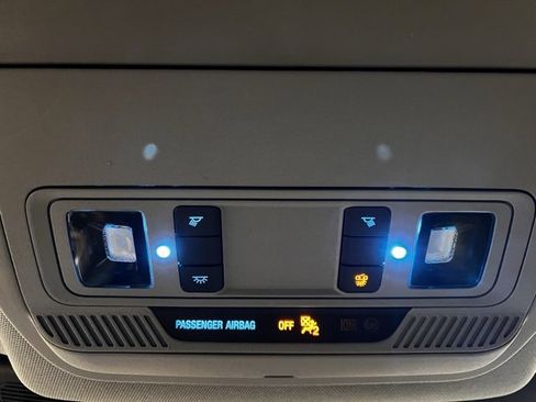 Used 2023 Ford Explorer XLT w/ Equipment Group 202A image 19