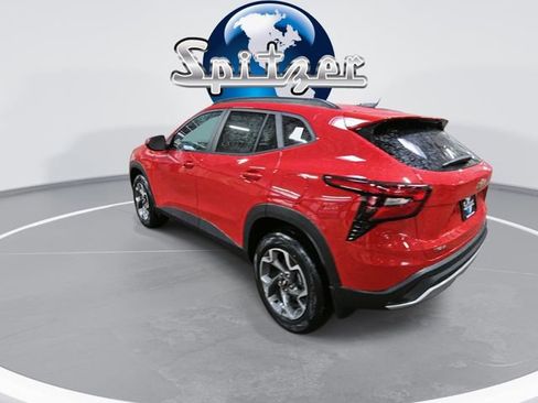 New 2026 Chevrolet Trax LT w/ Driver Confidence Package image 6