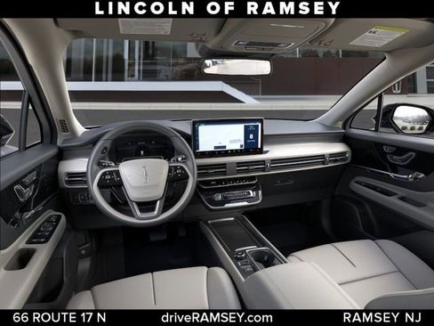 New 2026 Lincoln Corsair Premiere AWD/4WD image 10