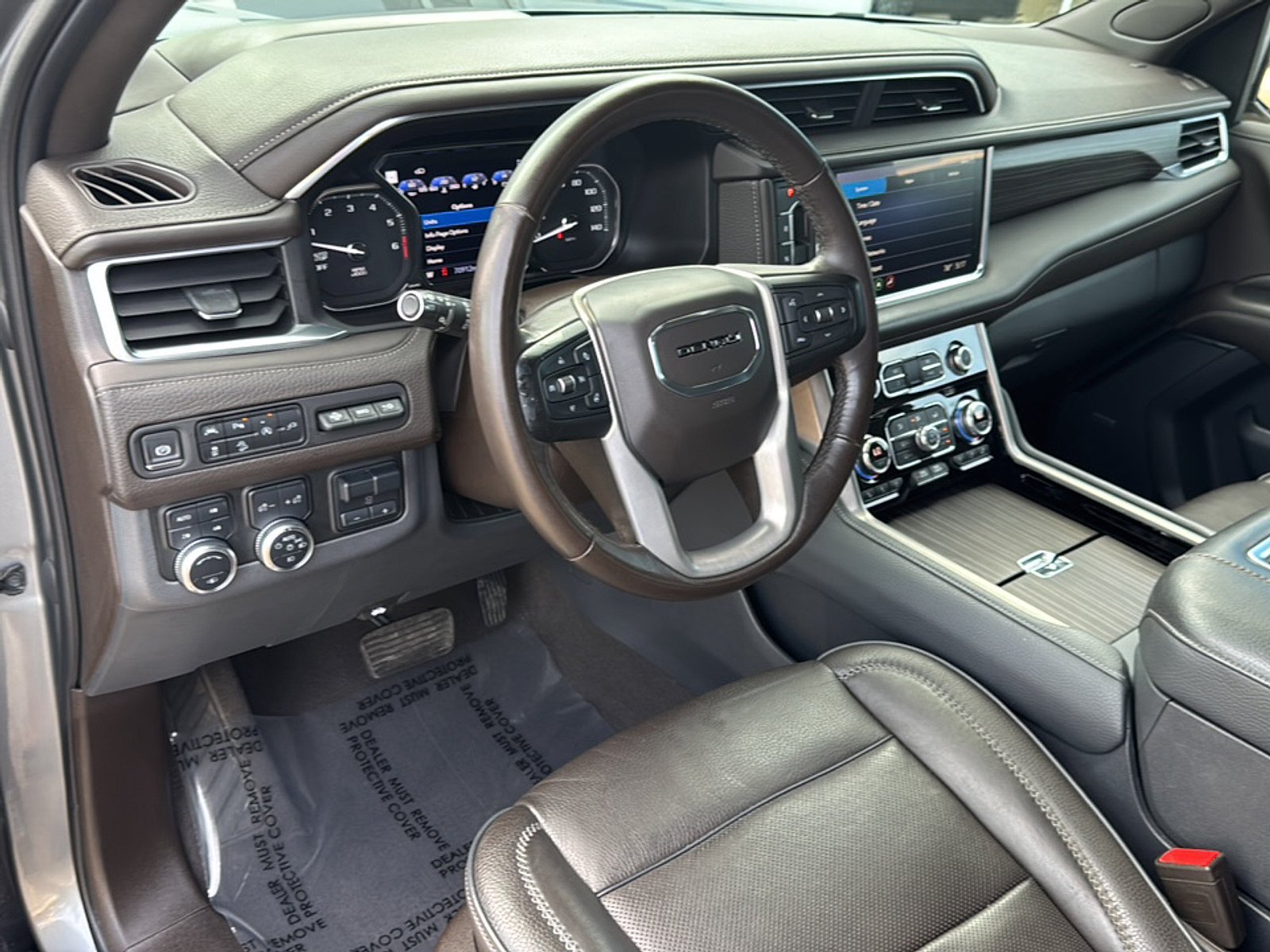 Used 2021 GMC Yukon Denali w/ Denali Ultimate Package AWD/4WD image 10