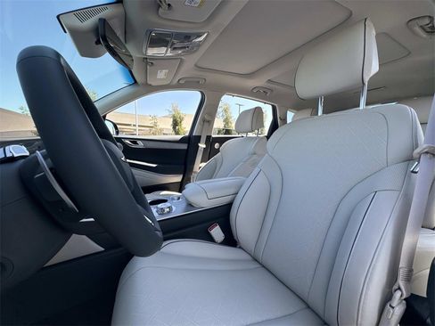 New 2026 Genesis GV80 2.5T Advanced image 10