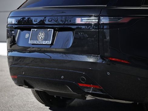 New 2026 Land Rover Range Rover Velar Dynamic SE image 16