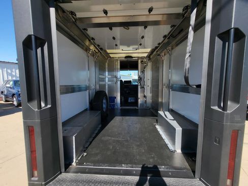 New 2025 Chevrolet Brightdrop 400 image 19