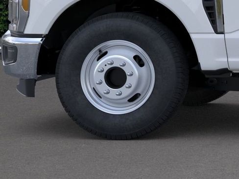 New 2026 Ford F350 2WD Regular Cab DRW Super Duty image 19